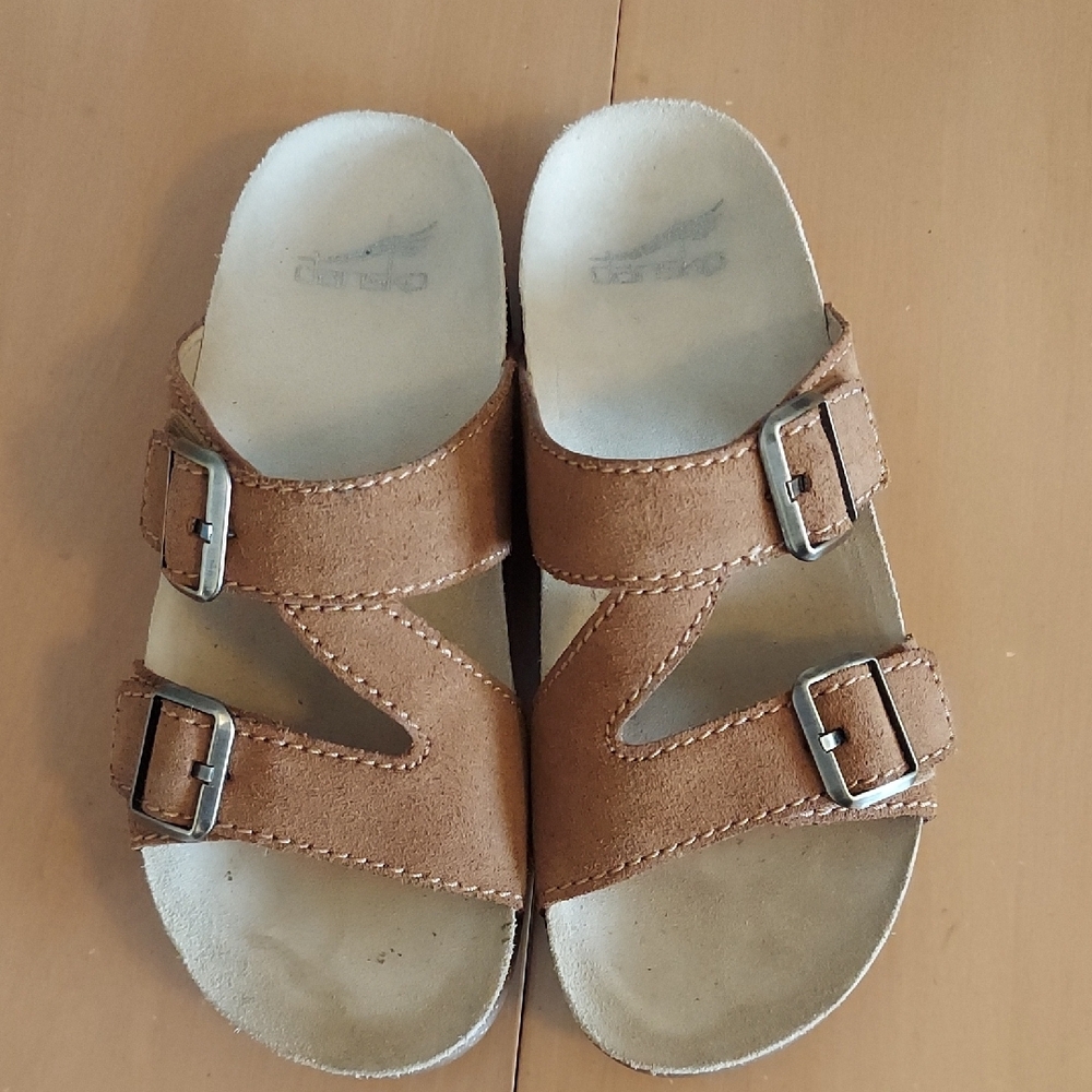 Dansko Sandals, Size 37 or 7 USA, Tan, Like NEW! - Picture 5 of 10